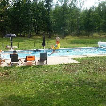 Auberge Le Gabachou Montpezat-de-Quercy Exterior photo