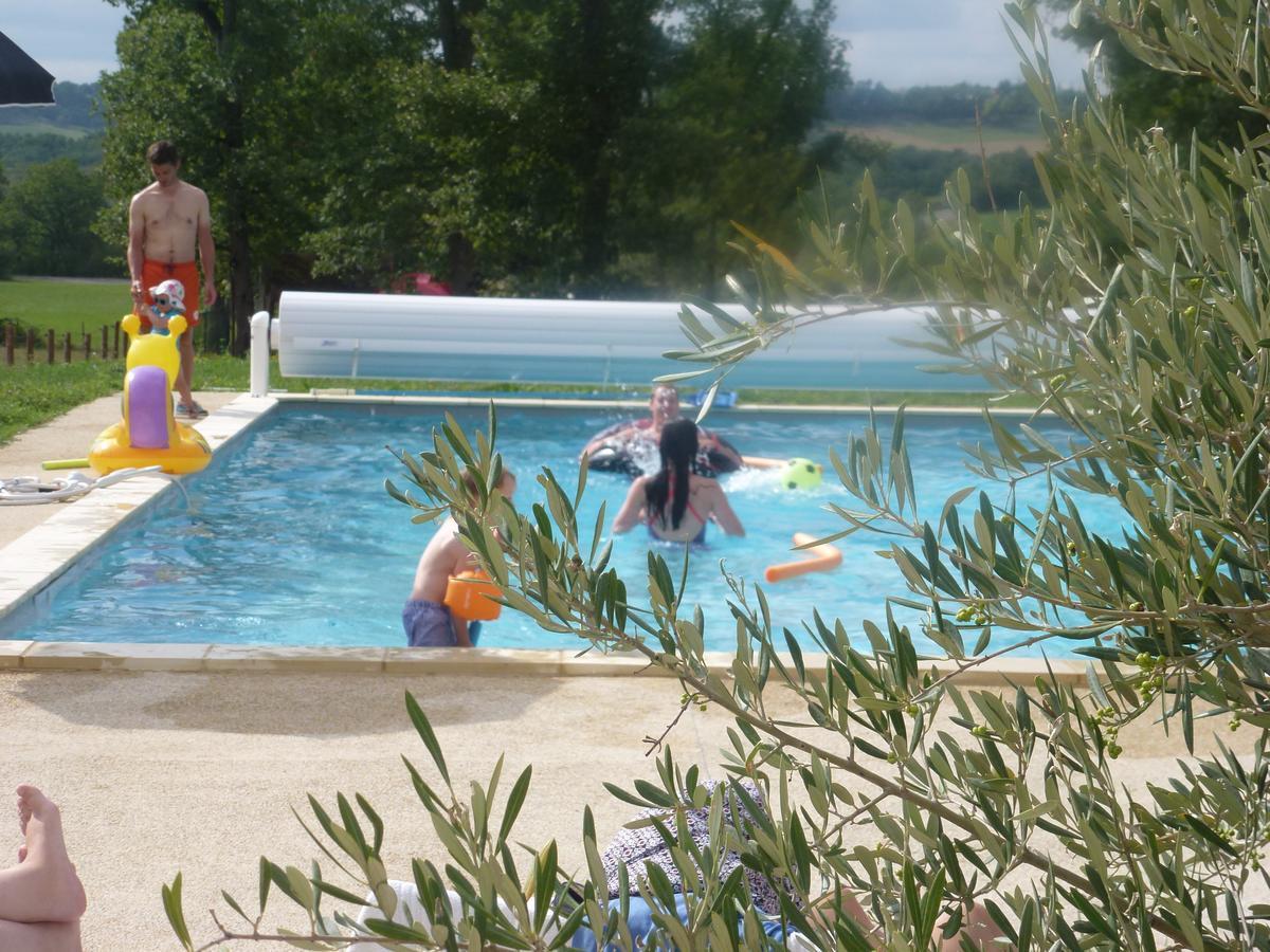 Auberge Le Gabachou Montpezat-de-Quercy Exterior photo